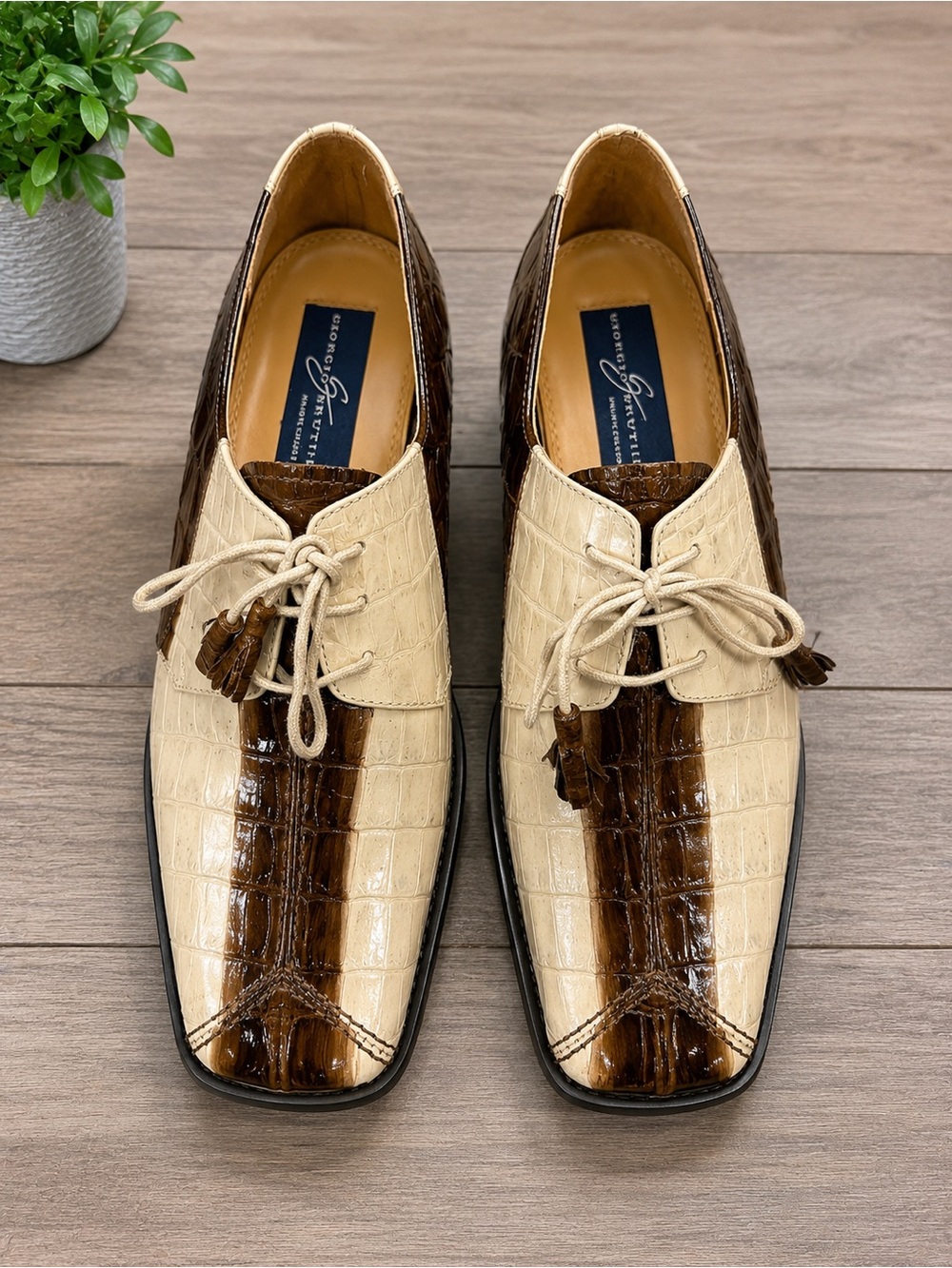 Giorgio Brutini Two-Tone Brown & Cream Croc-Embossed Lace-Up Oxfords